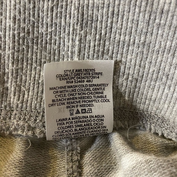 Athletic Works Women’s Stripe Shorts - Picture 5 of 5